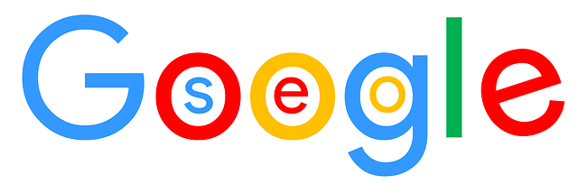 logo Google s nápisem SEO